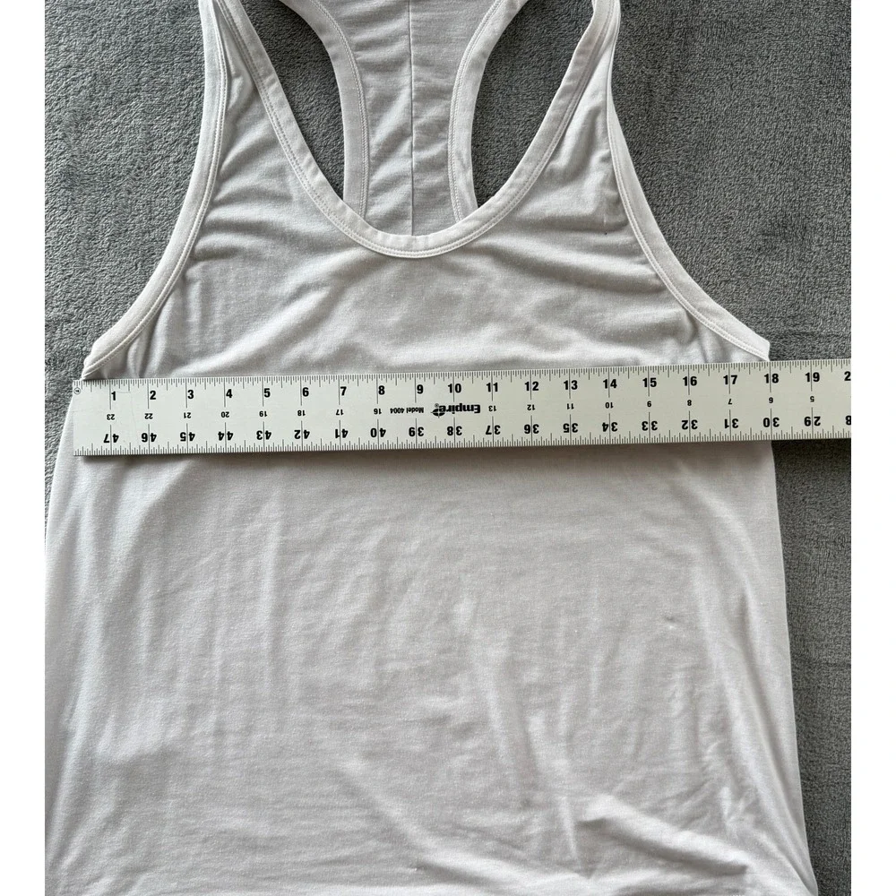 Alo Yoga Womens White Racerback Tank Top Athletic Gym Workout Scoop Neck Lined